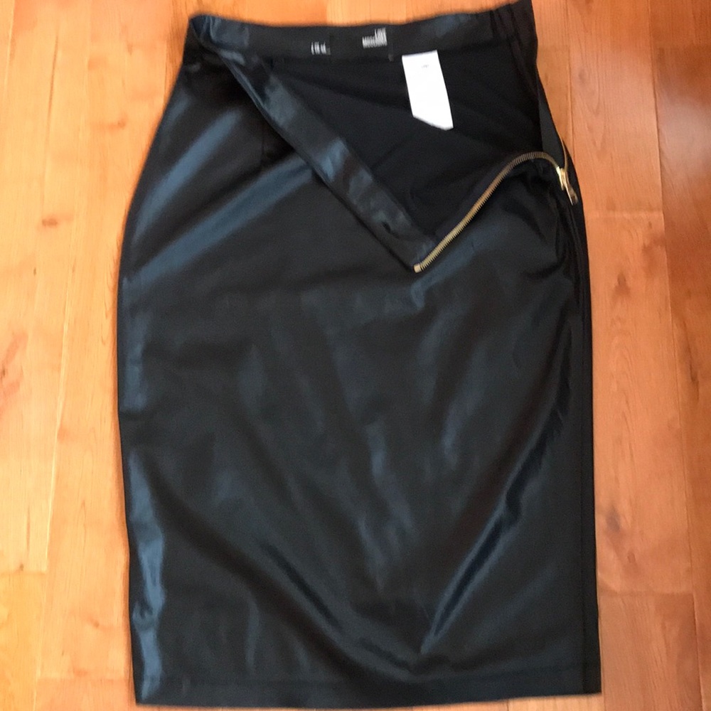 Authentic Moschino skirt